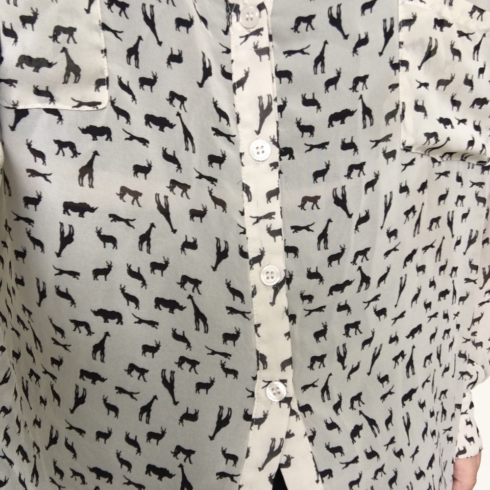 Button down blouse - Picture 3 of 4
